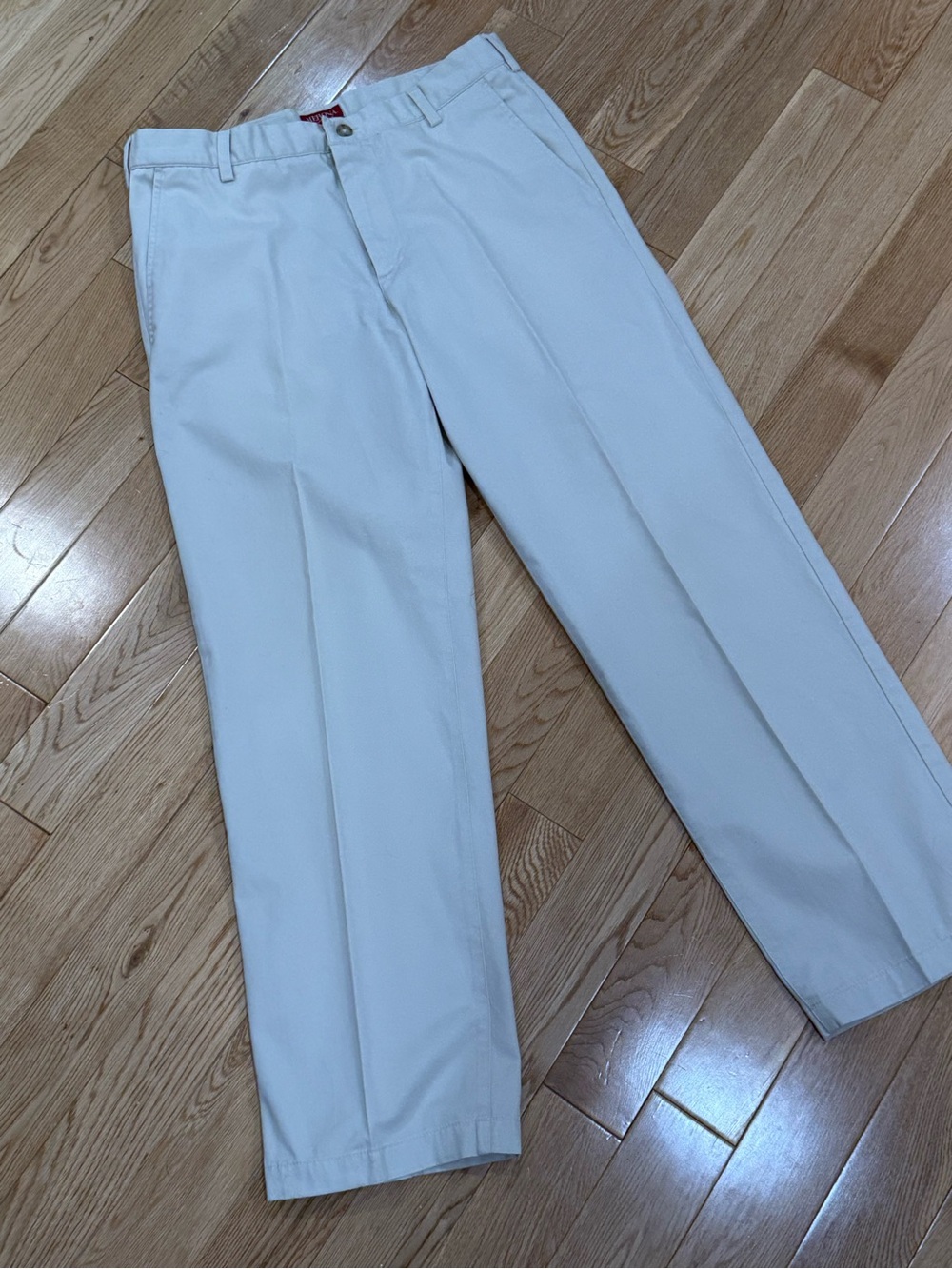 Merona Men's Light Cream Classic fit (36x32)